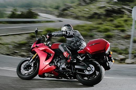 Fz1 Fazer Fjr1300 Mt09tracerの純正パニアってやっぱ同じ 自由気ままに