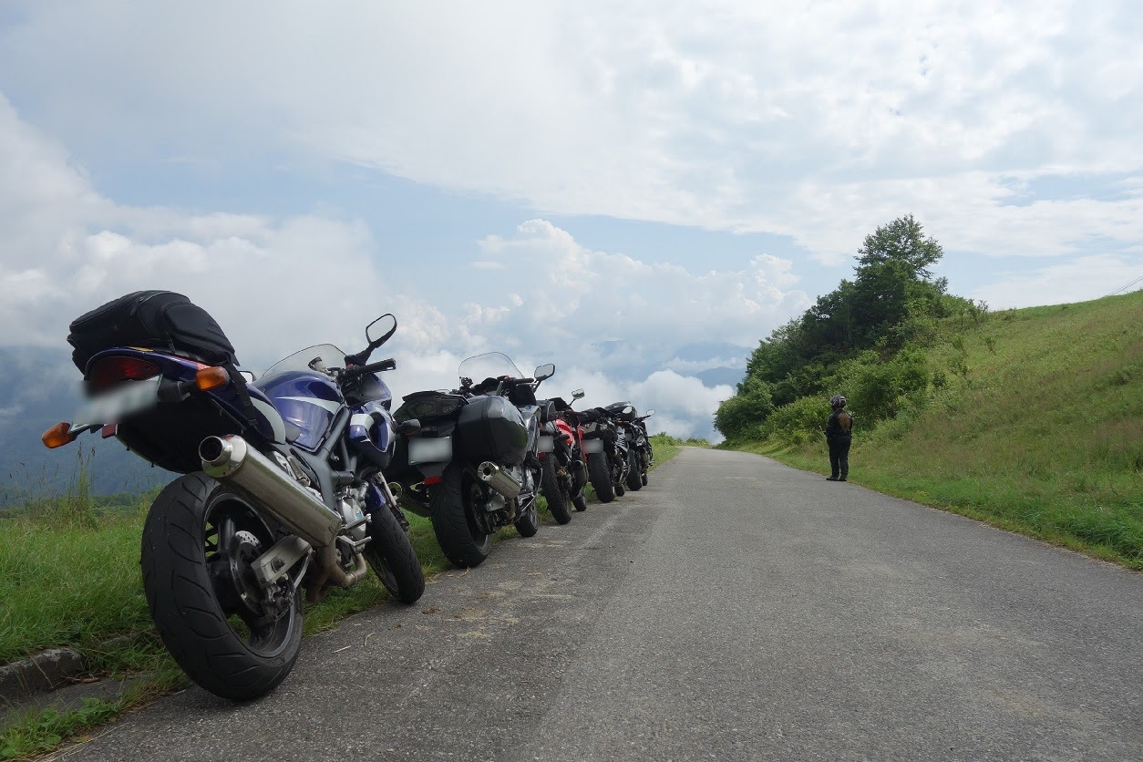 坂道でバイクを安全に駐車する方法 自由気ままに