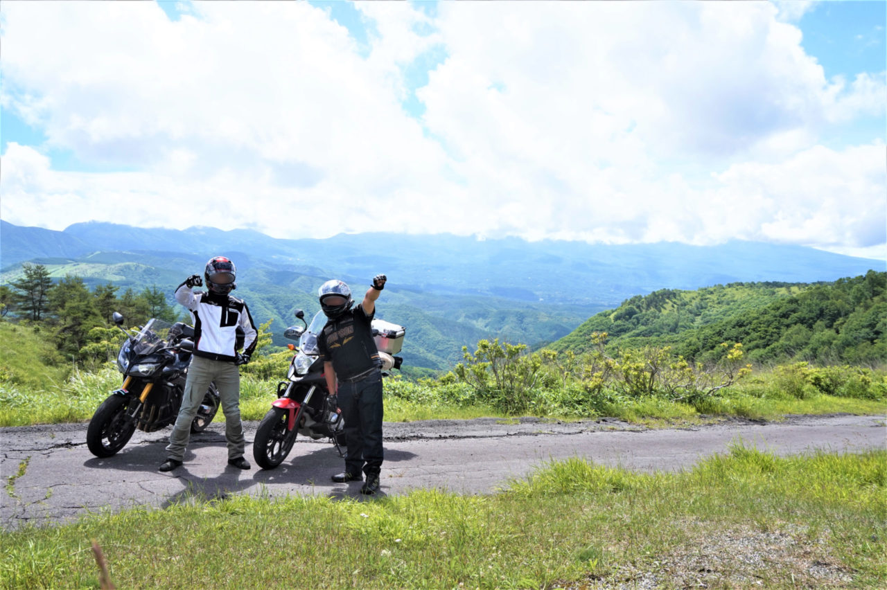 夏のバイクツーリングでおすすめの服装 装備で暑さ対策 自由気ままに