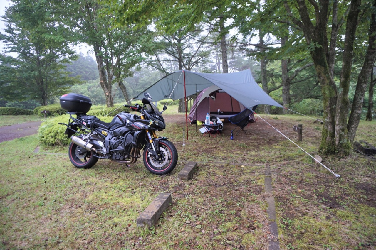 バイクのキャンプツーリングでおすすめのタープ 自由気ままに