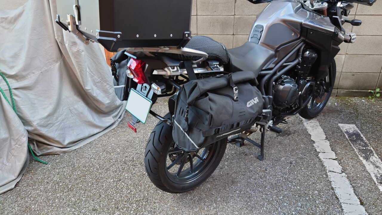 GIVI GIVI:ジビ UT806 防水シートバッグ 通販